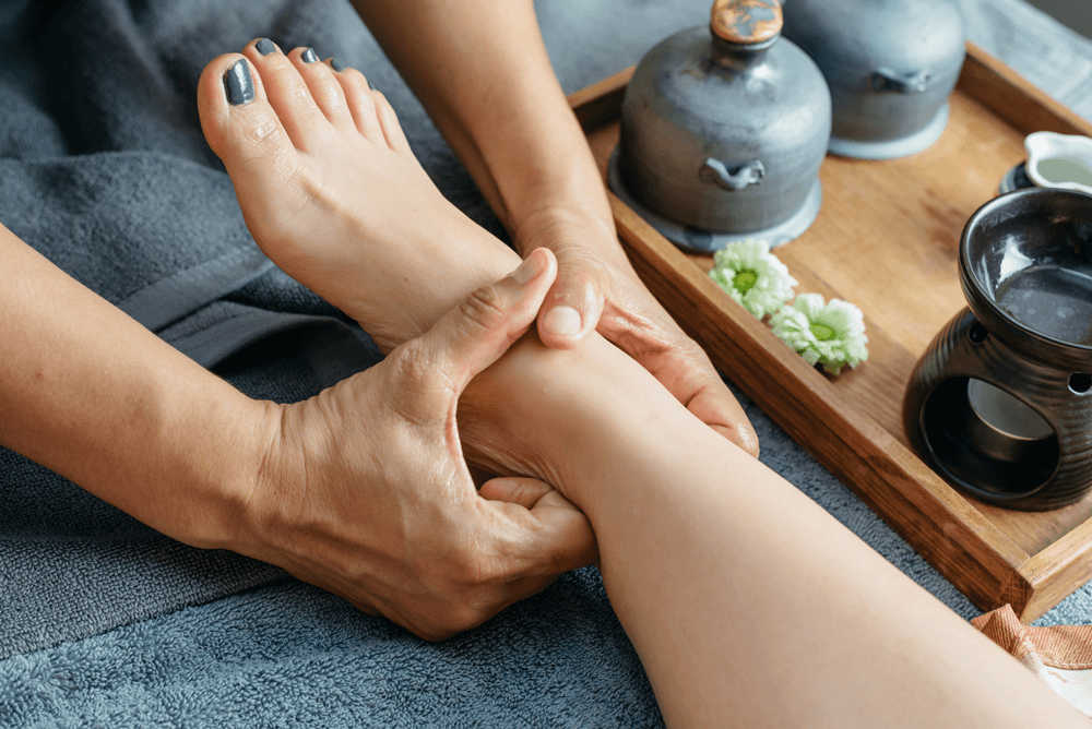 Tajski masaż stóp i nóg (refleksologia)